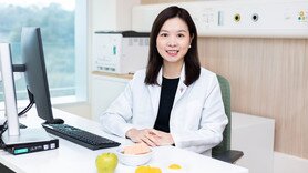 椰子水是天然的運動飲品、助去水腫減肥？營養師拆解功效與禁忌、附每天飲用份量