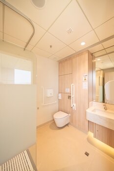 Image of CUHK Medical Centre Inpatient Ward Deluxe Room Environment 中大醫院 病房貴賓套房相片
