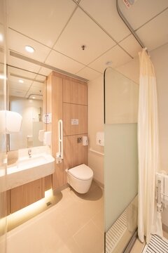 Image of CUHK Medical Centre Inpatient Ward Private Room (1B) Environment 中大醫院 病房私家房 (1B) 相片
