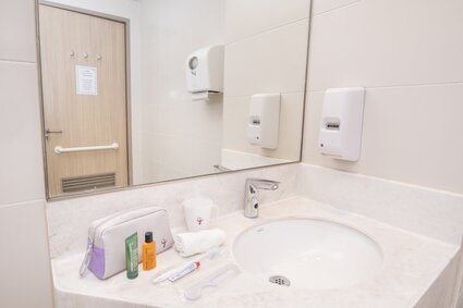 Image of CUHK Medical Centre Isolation WardEnvironment 中大醫院 隔離病房相片
